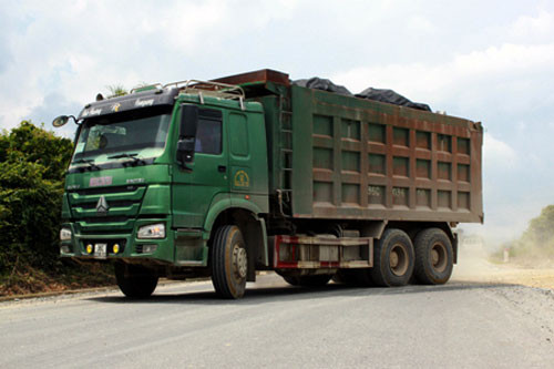 Xe ben “thoát xác” qua mặt đăng kiểm