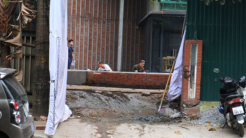 Lờ chỉ đạo của Phó Thủ tướng: Mương Phan Kế Bính tiếp tục xây dựng