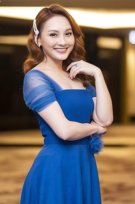 Showbiz 28/7: Trở về từ Đà Nẵng, Bảo Thanh nói gì khi tự cách ly?