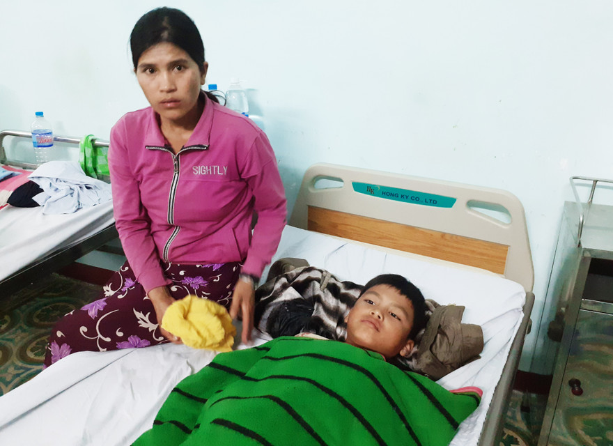 Em A Thịnh được cấp cứu tại Bệnh viện