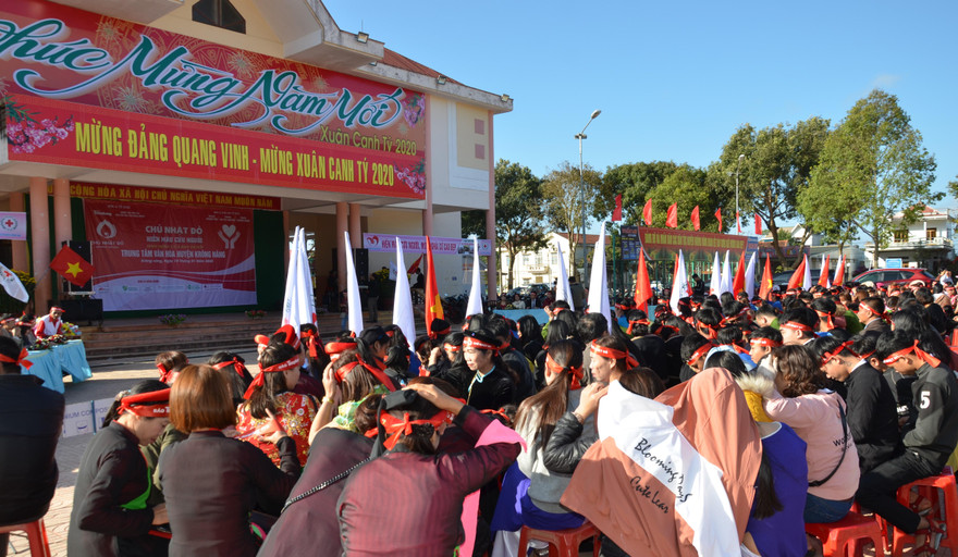 Tết đến tận thềm, người Tây Nguyên vẫn tích cực đi hiến máu