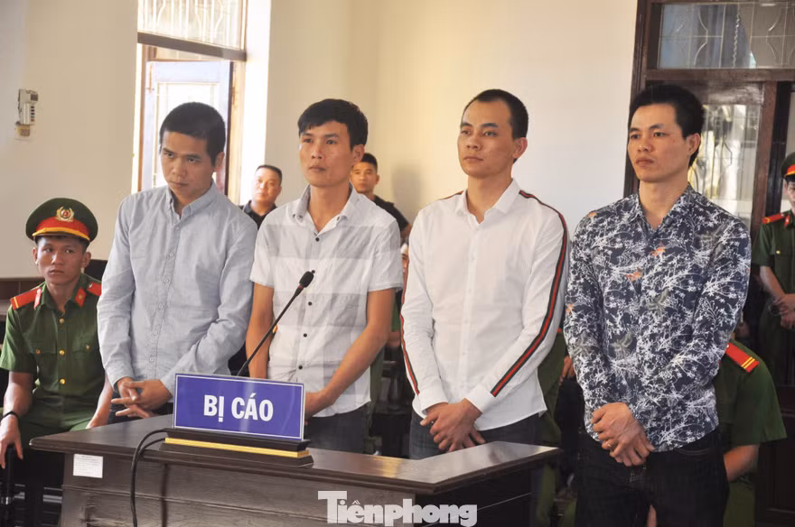 Các bị cáo trước Tòa