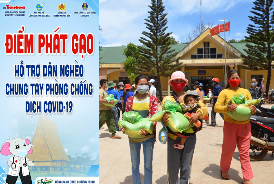 Dân nghèo Cư Né nhận quà từ chương trình