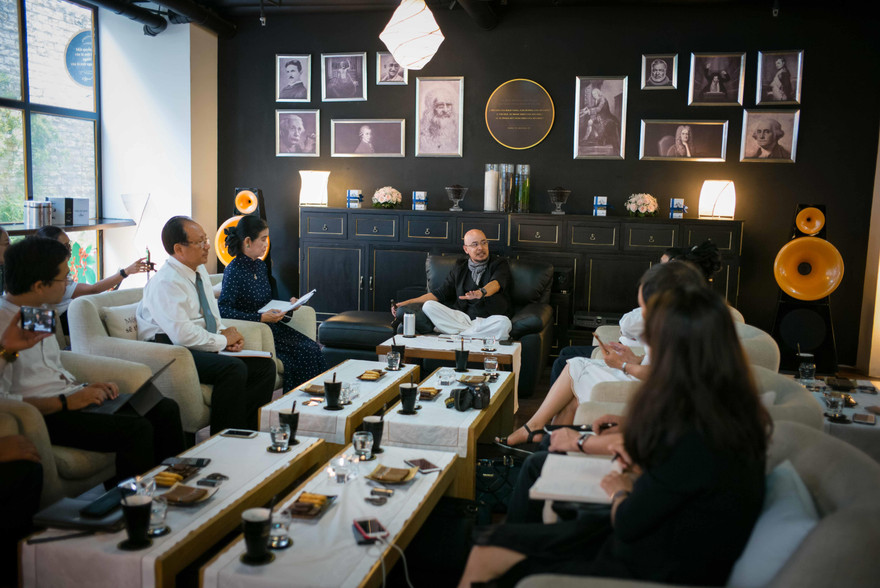 Cuộc trò chuyện kéo dài hơn 4 giờ vẫn rất thú vị