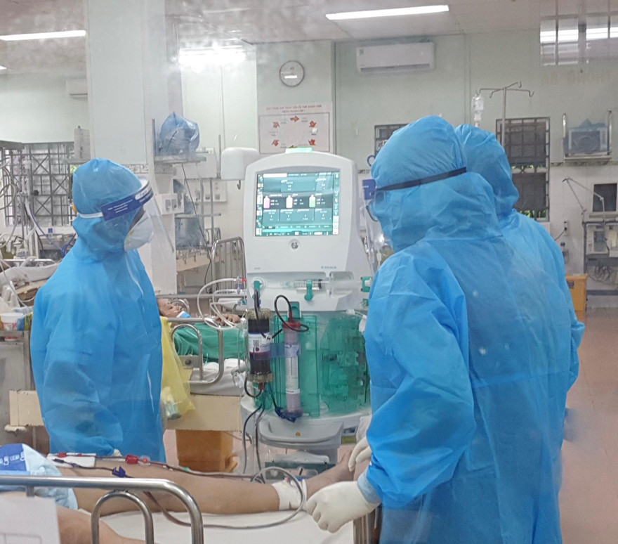 Áp dụng kỹ thuật lọc máu hấp phụ đối với bệnh nhận COVID-19
