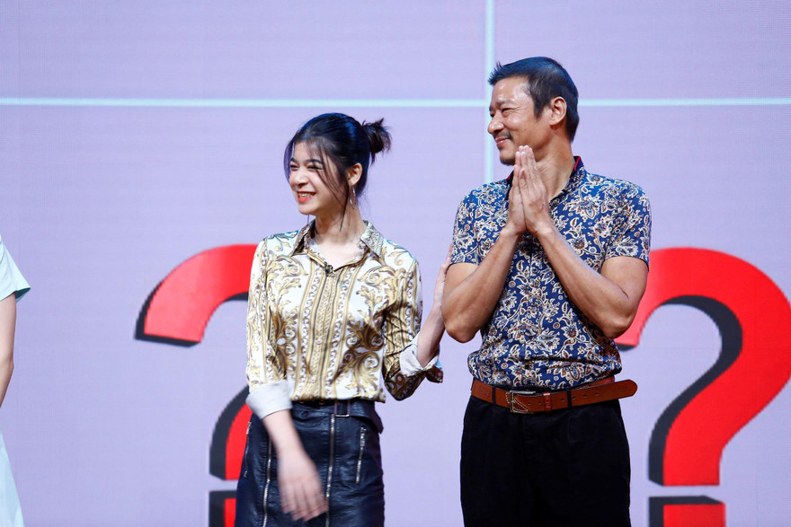 "Người bí ẩn" xuất hiện bên cạnh NSƯT Võ Hoài Nam trong "Cuộc hẹn cuối tuần"