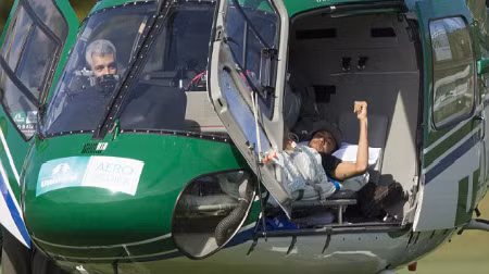 Neymar buồn bã tạm biệt World Cup 2014