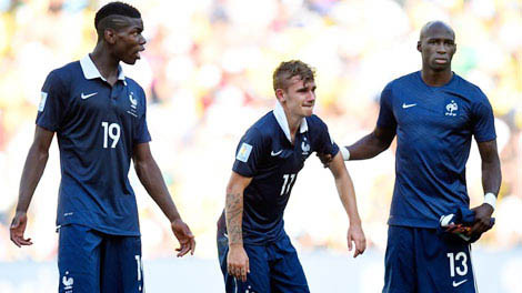 Pháp thua vì bị... yểm bùa?