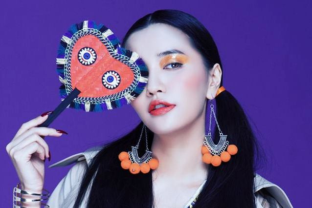 Ca sĩ Bích Phương.