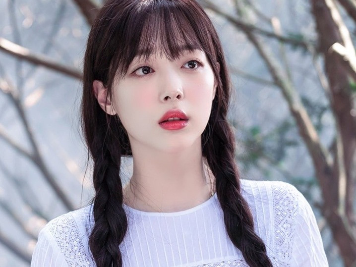 Sulli được phát hiện đã chết ở tuổi 25.