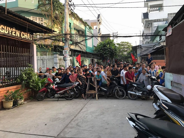 Lực lượng chức năng phong tỏa hiện trường. Ảnh: PV