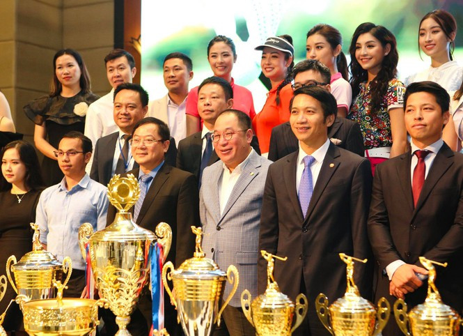 Dịch bệnh, khó khăn không ngăn chúng tôi đồng hành cùng Tiền Phong Golf Championship 2020