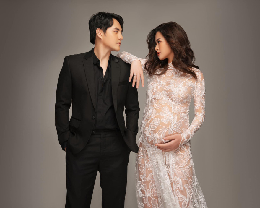 Ông Cao Thắng - Đông Nhi hạnh phúc đón con gái đầu lòng