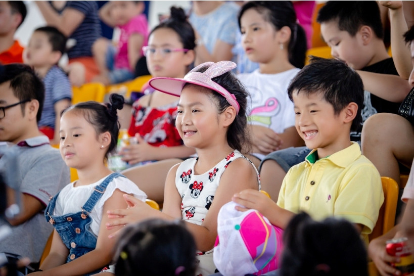 Con gái Hồng Đăng, Mạnh Trường và bé Totti hội ngộ