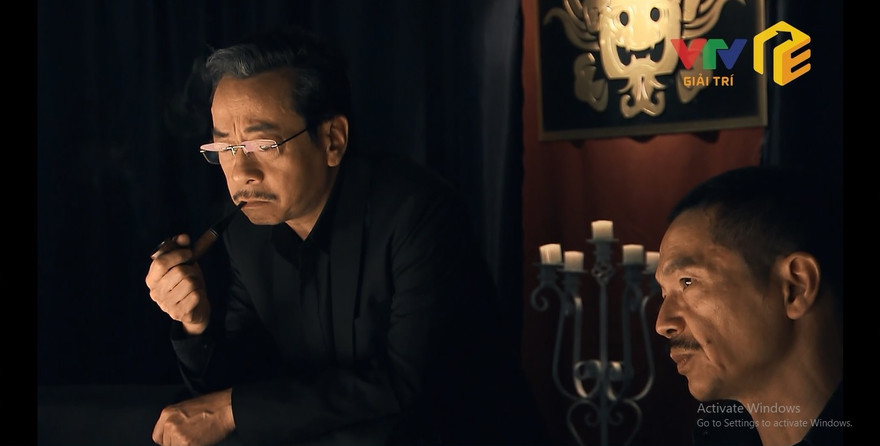 Ông trùm bị dí súng vào đầu ở cuối tập 1 Người phán xử tiền truyện