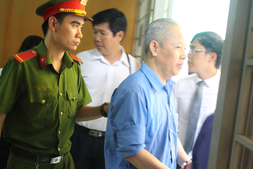 Nguyên Trưởng Ban bồi thường giải phóng mặt bằng quận 1 - bị cáo Lê Quốc Cường tại phên xử hôm nay 15/10.