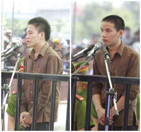 Hai bị cáo Tiến (phải), Thoại tại phiên tòa sơ thẩm 