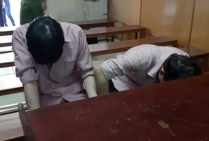 2 người làm thuê hầu tòa, trong khi ông chủ được tạm đình chỉ điều tra vì 'tâm thần' Ảnh: Tân Châu