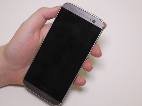 HTC One 2014 thiếu 'nam tính'