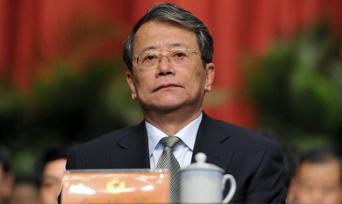 Bị ba người tình bán đứng, quan tham cay đắng nhận tội