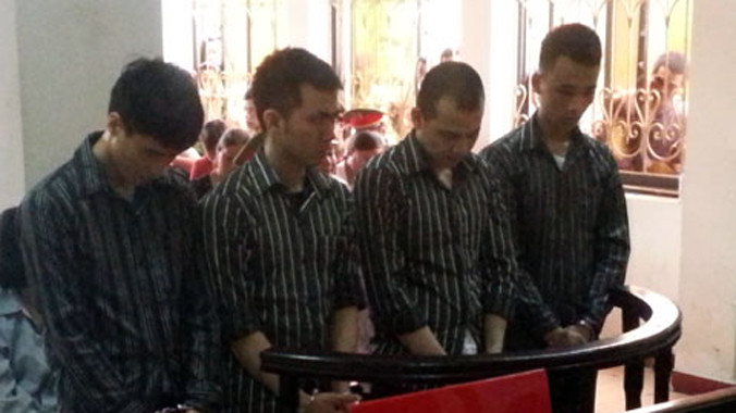 Các bị cáo tại tòa.