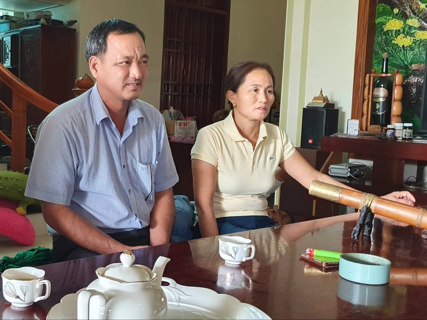 Bố mẹ tân Hoa hậu Đỗ Thị Hà: ông Đỗ Văn Tào và bà Cù Thị Hoa. 