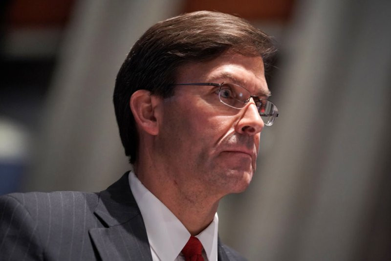 Ông Mark Esper