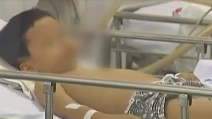 Bé trai nghi bị mẹ tiêm thuốc độc đã xuất viện