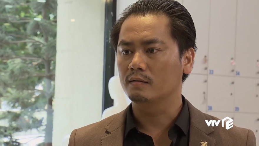 Gã bố dượng đáng ghét nhất phim "Quỳnh búp bê"