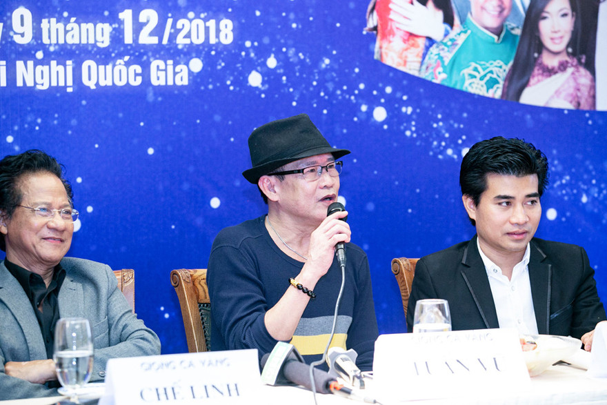 Tuấn Vũ, Chế Linh gặp lại khán giả thủ đô. Ảnh: Hải Bá