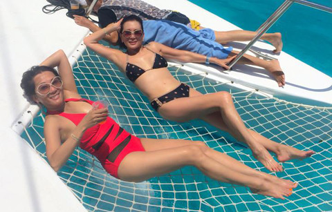 Nhìn tấm ảnh nhiều người không đoán được đâu là Kỳ Duyên, đâu là mẹ cô.