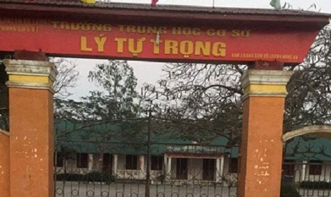 Trường THCS Lý Tự Trọng, nơi nam sinh đánh bạn tử vong.
