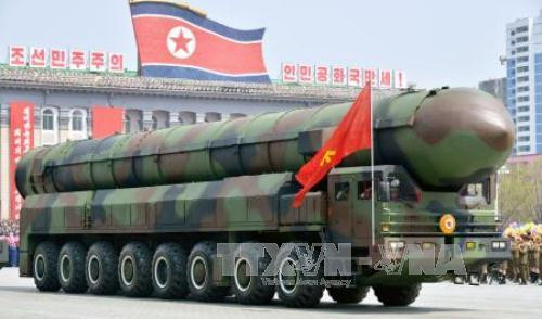 ên lửa Triều Tiên tại lễ diễu binh kỷ niệm 105 năm ngày sinh cố Chủ tịch Kim Nhật Thành ngày 15/4. Ảnh: Kyodo/TTXVN.