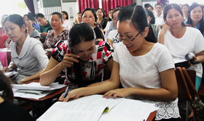 Đào tạo giáo viên là bài toán đặt ra khi áp dụng chương trình giáo dục phổ thông mới. (Ảnh minh họa: Tuoitre.vn)