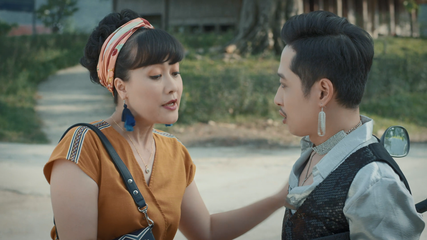 Vân Dung vào vai Diễm Loan trong "Hướng dương ngược nắng"