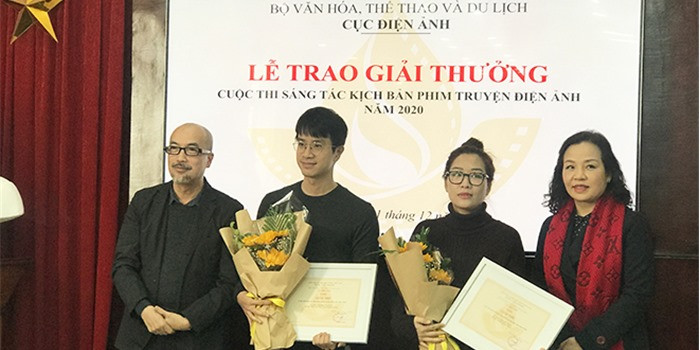 Trao hai giải Nhì cho kịch bản phim truyện