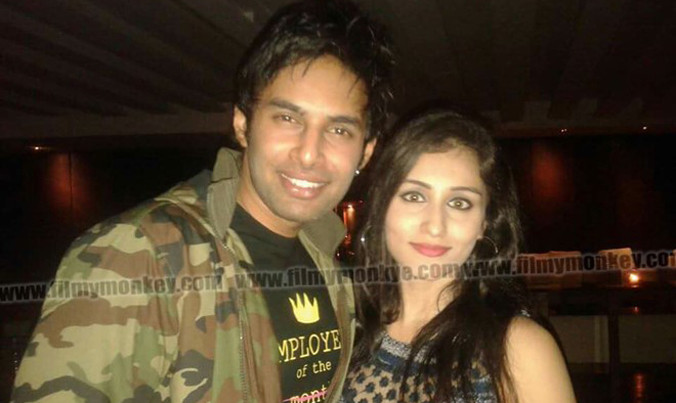 Saloni Sharma và Rahul thời yêu nhau. Cô khẳng định đã bị nữ diễn viên Cô dâu 8 tuổi chen vào chuyện tình cảm, mặc dù hai cô là bạn thân. Ảnh: Filmynmonkey.