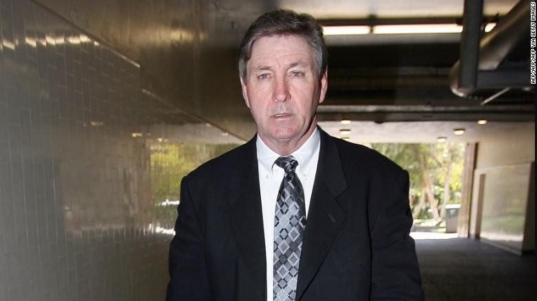 Ông Jamie Spears cầu cứu tòa án vì bị dọa giết.