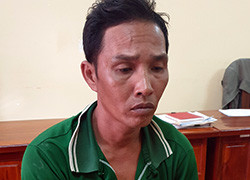 Huỳnh Văn Phết tại cơ quan công an