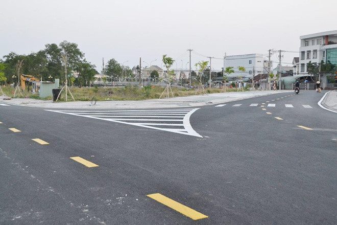 Bờ sông nơi người đàn ông có hành vi dâm