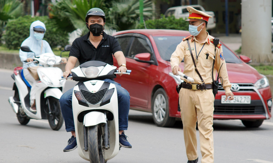 Lực lượng CSGT toàn quốc tăng cường tuần tra xử lý vi phạm. Ảnh minh họa