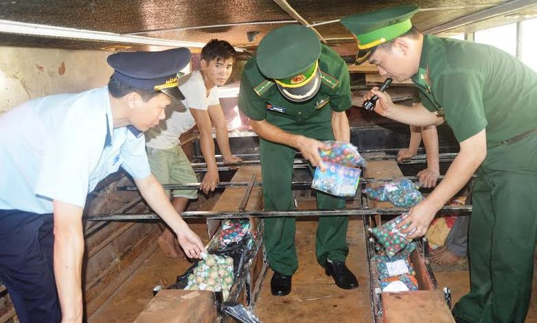 Pháo được cất dấu rất tinh vi 