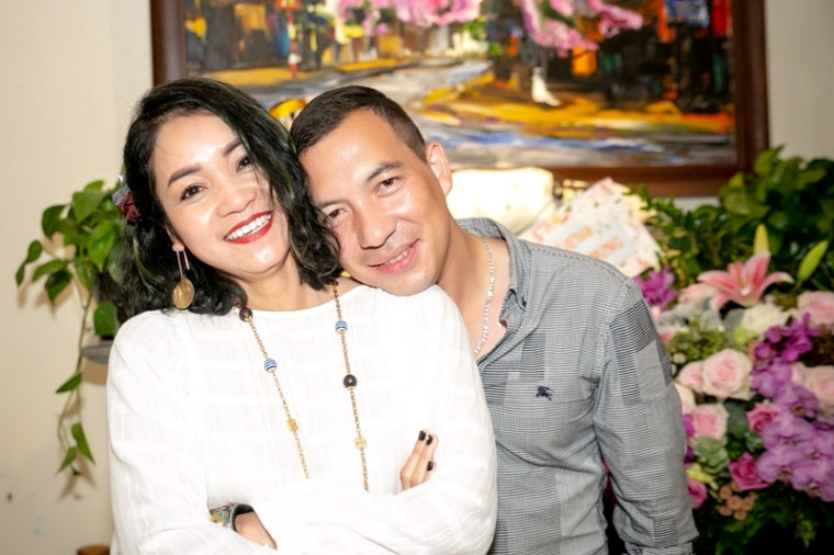 Nhạc sĩ Quốc Bình bước chân theo vợ Xuân Nhị kinh doanh