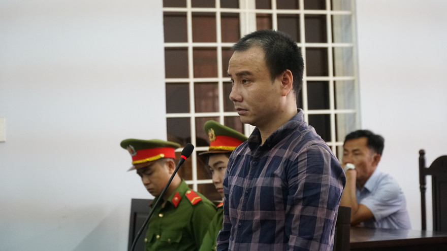 Bị cáo Trần Đình Trung tại tòa hôm nay. Ảnh: Tân Châu