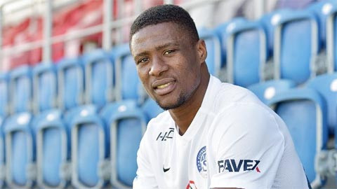 Chuyện ít biết về cầu thủ 4 lần cứu sống đồng nghiệp