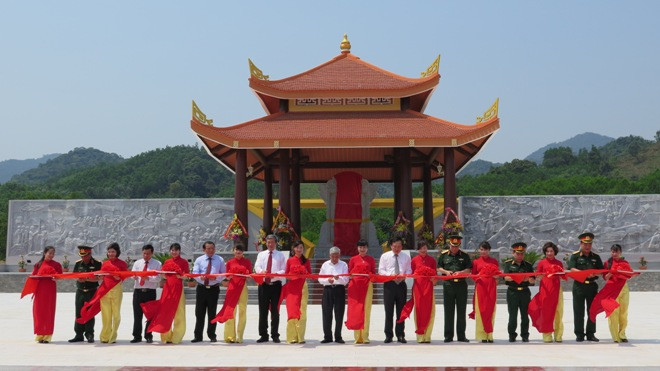 Khu di tích thành lập Quân đoàn 2 trong ngày lễ khánh thành. ẢNH: H.T