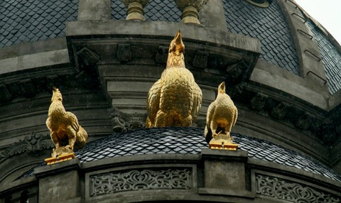 Lâu đài gà vàng trị giá bạc tỉ của đại gia