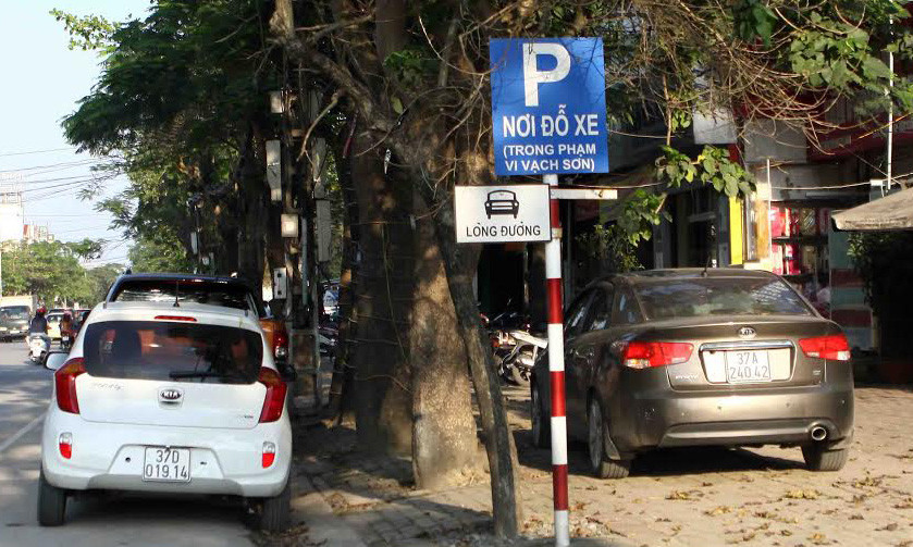 Rút giấy phép kinh doanh nếu hộ dân tái chiếm vỉa hè