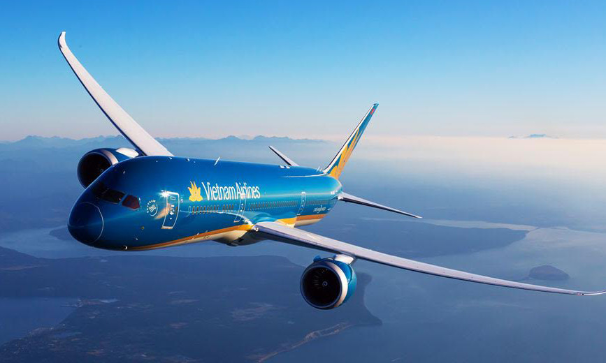 Khách bất tỉnh trong chuyến bay hạ cánh khẩn cấp đoàn tụ gia đình