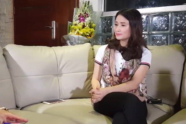 Lê Bình thẳng thắn nói về tin đồn có người đàn ông quyền lực ở VTV. Ảnh cắt từ clip.